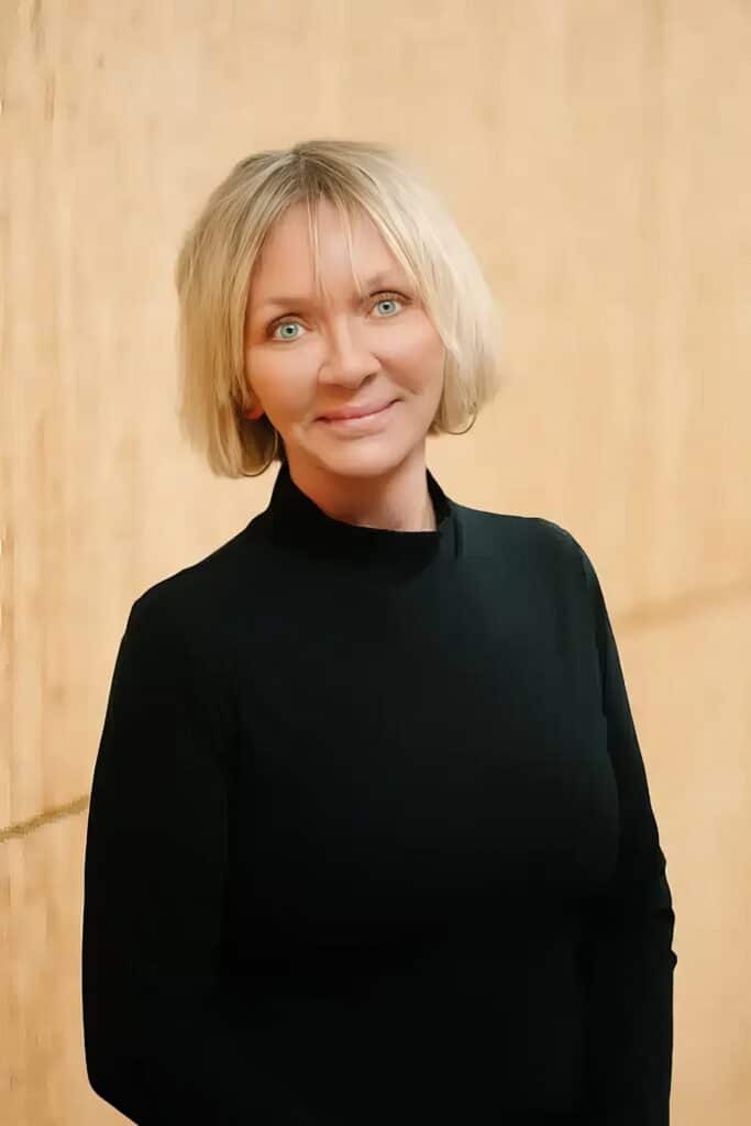 1768247643_dbe9ba4255fe475591f8bbaf2179ebb0-1Edit